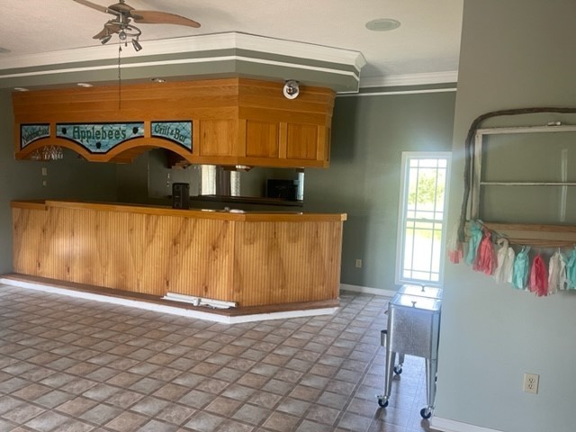 Image 11 of 49 For 2820 Newhaven Street
