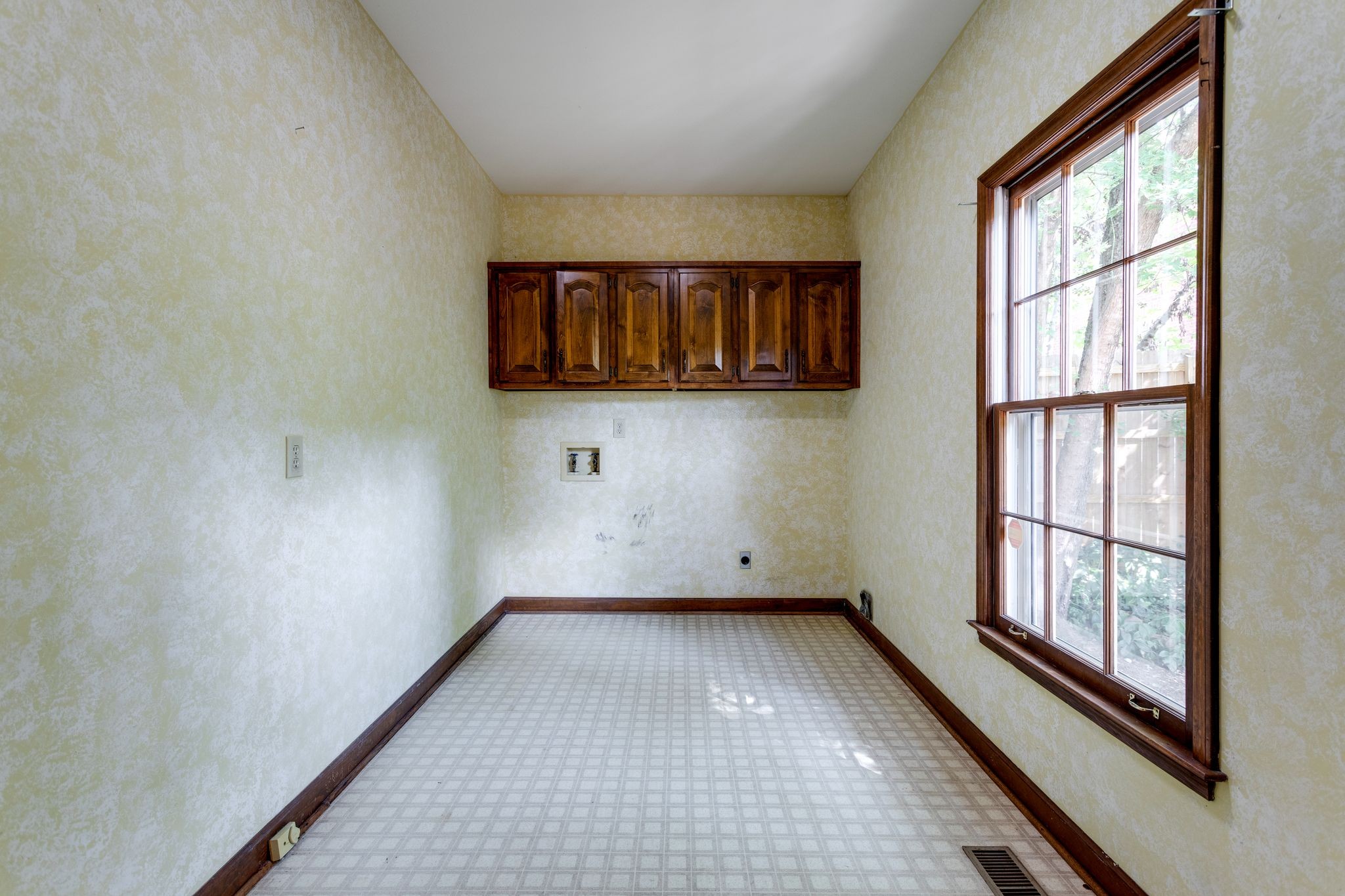 Image 31 of 34 For 4767 39th Street Road