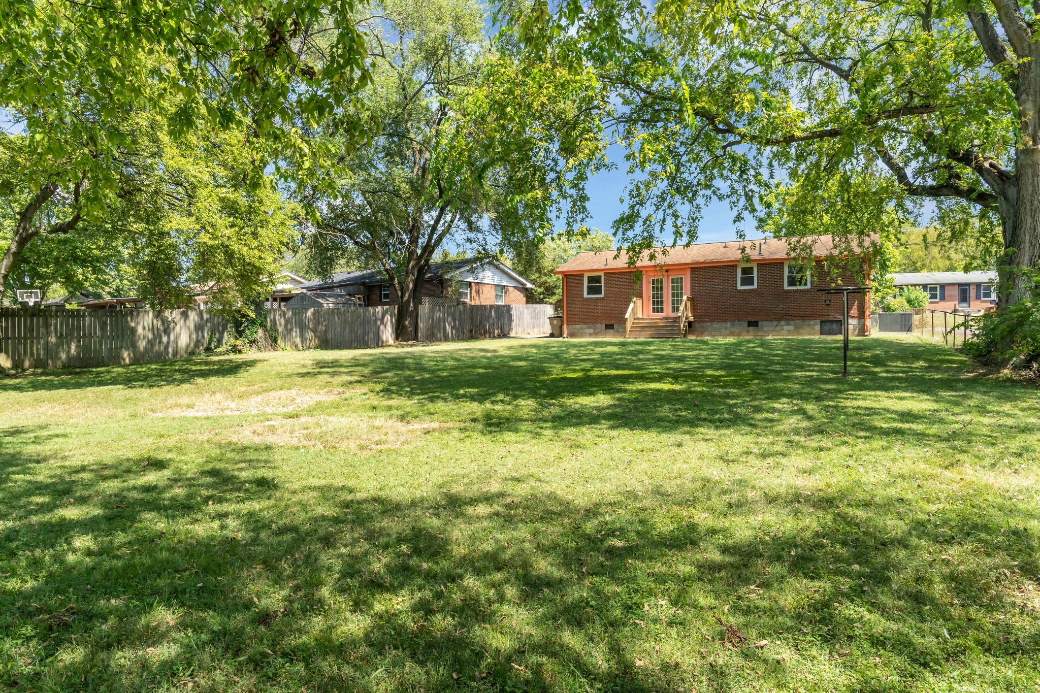 Image 20 of 32 For 1008 Silver Springs Boulevard