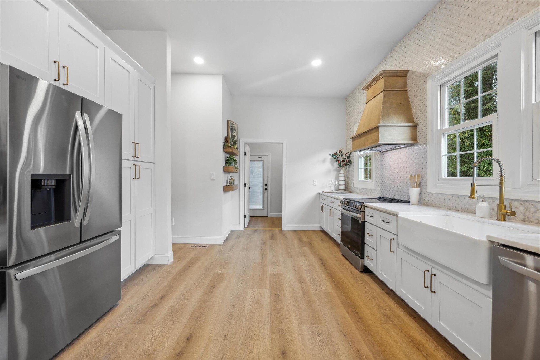 Image 23 of 27 For 4516 8th Street