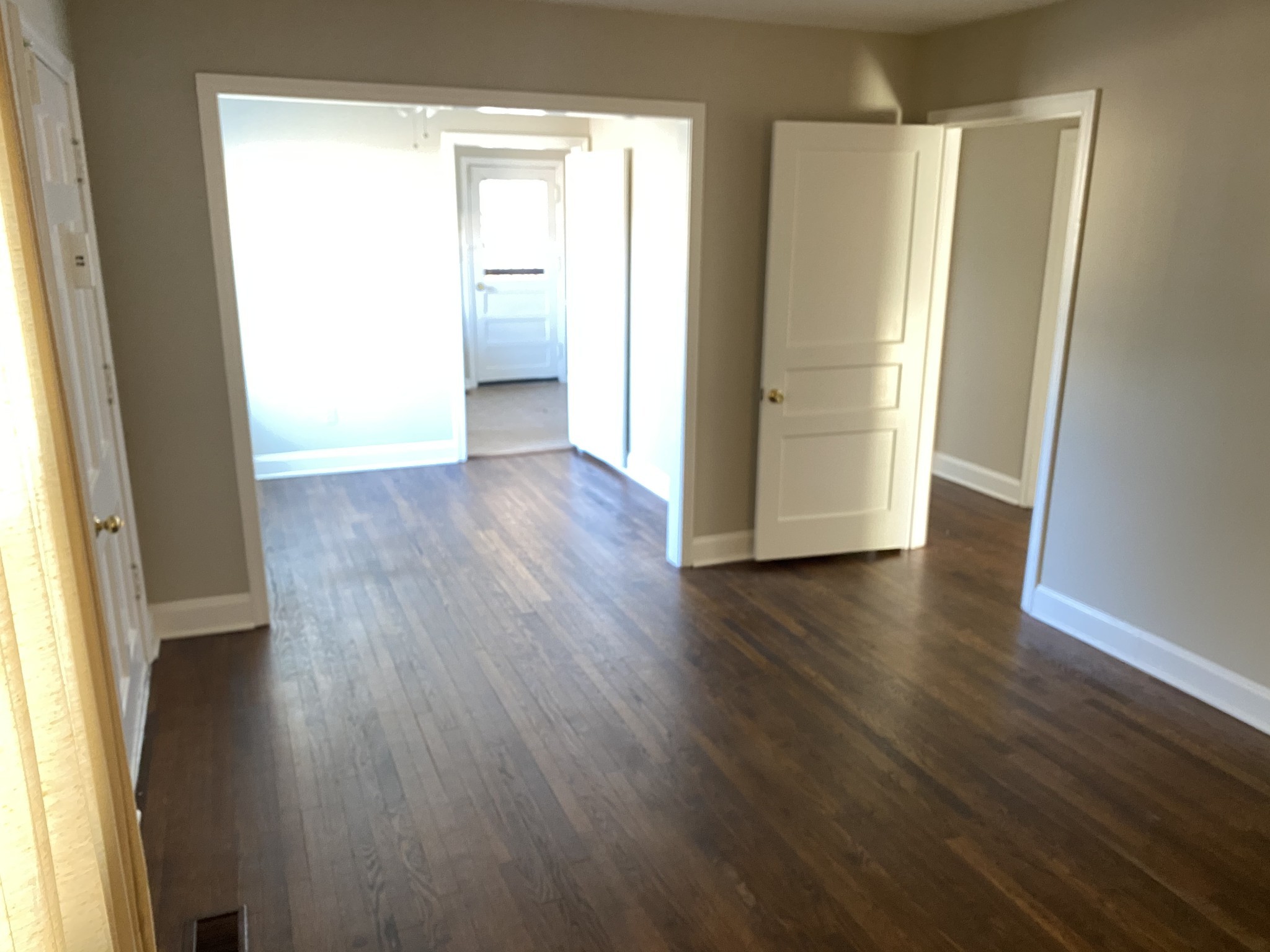 Listing photo id 1 for 11014 73rd Circle