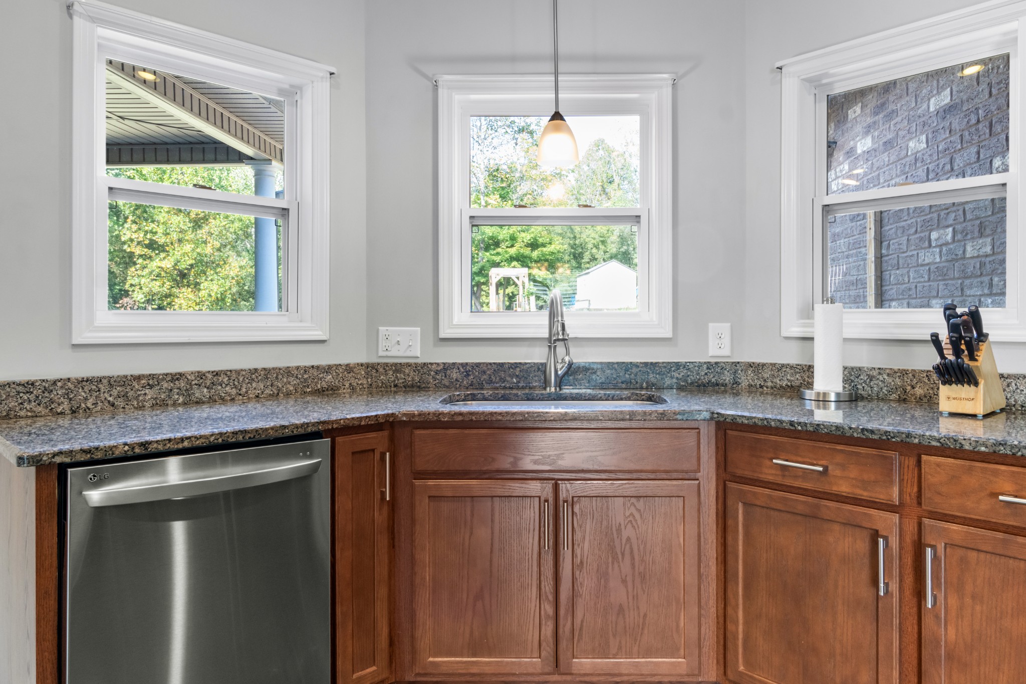 Image 13 of 92 For 4450 216th Avenue