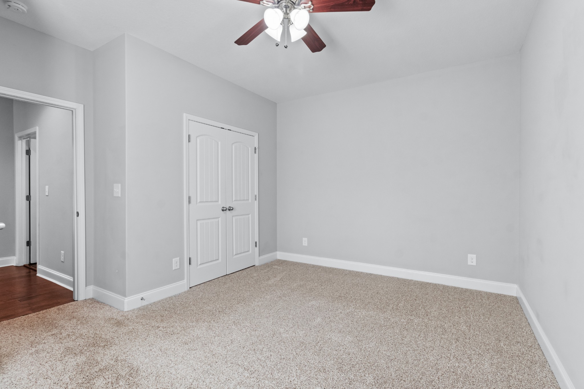 Image 22 of 92 For 4450 216th Avenue