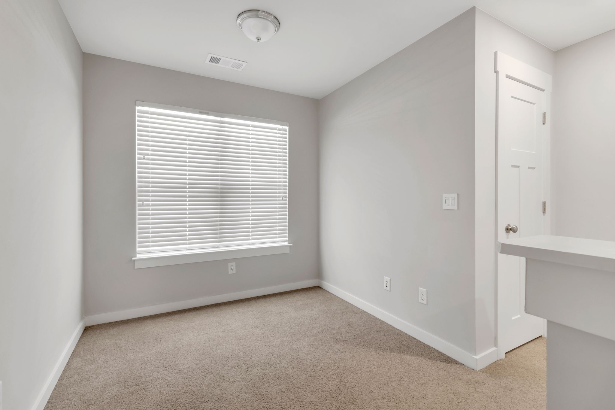 Image 20 of 35 For 2398 50th Avenue