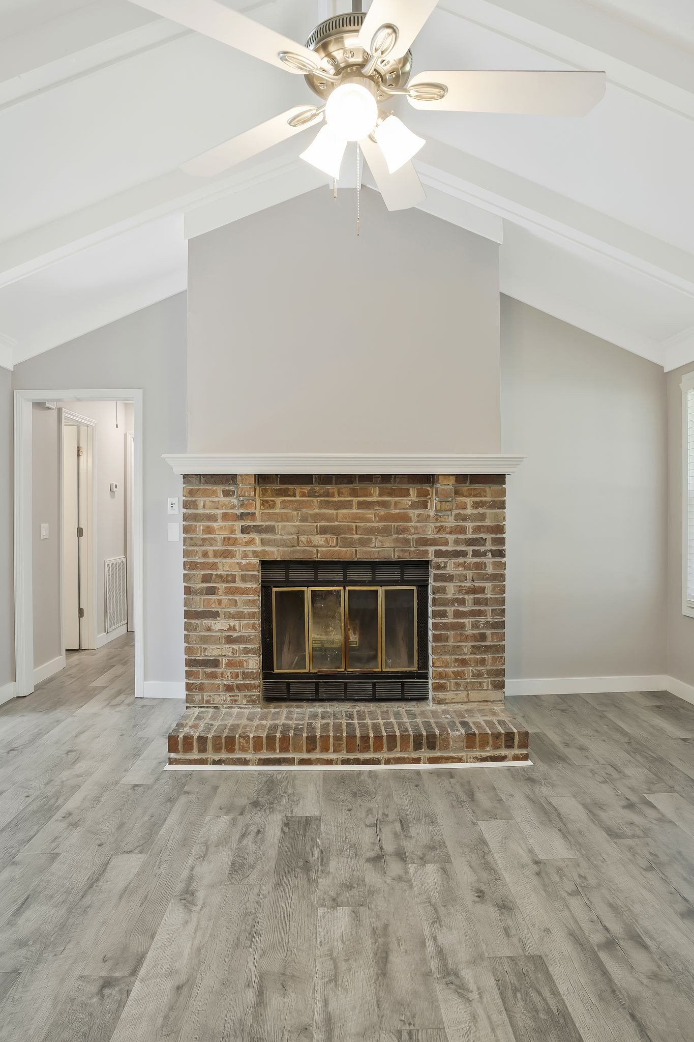 Image 12 of 17 For 1931 246th Terrace