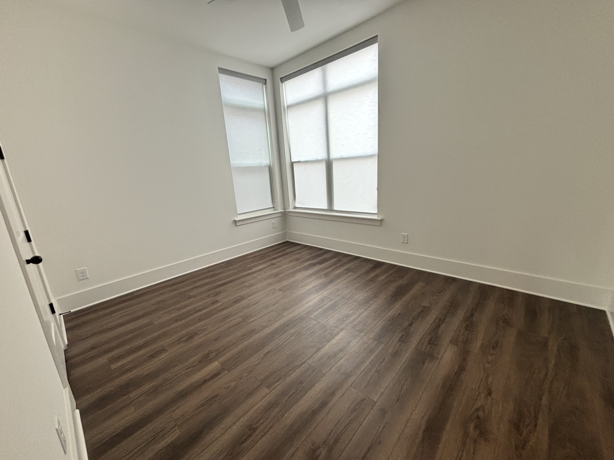 Image 19 of 28 For 707-709 26th Street