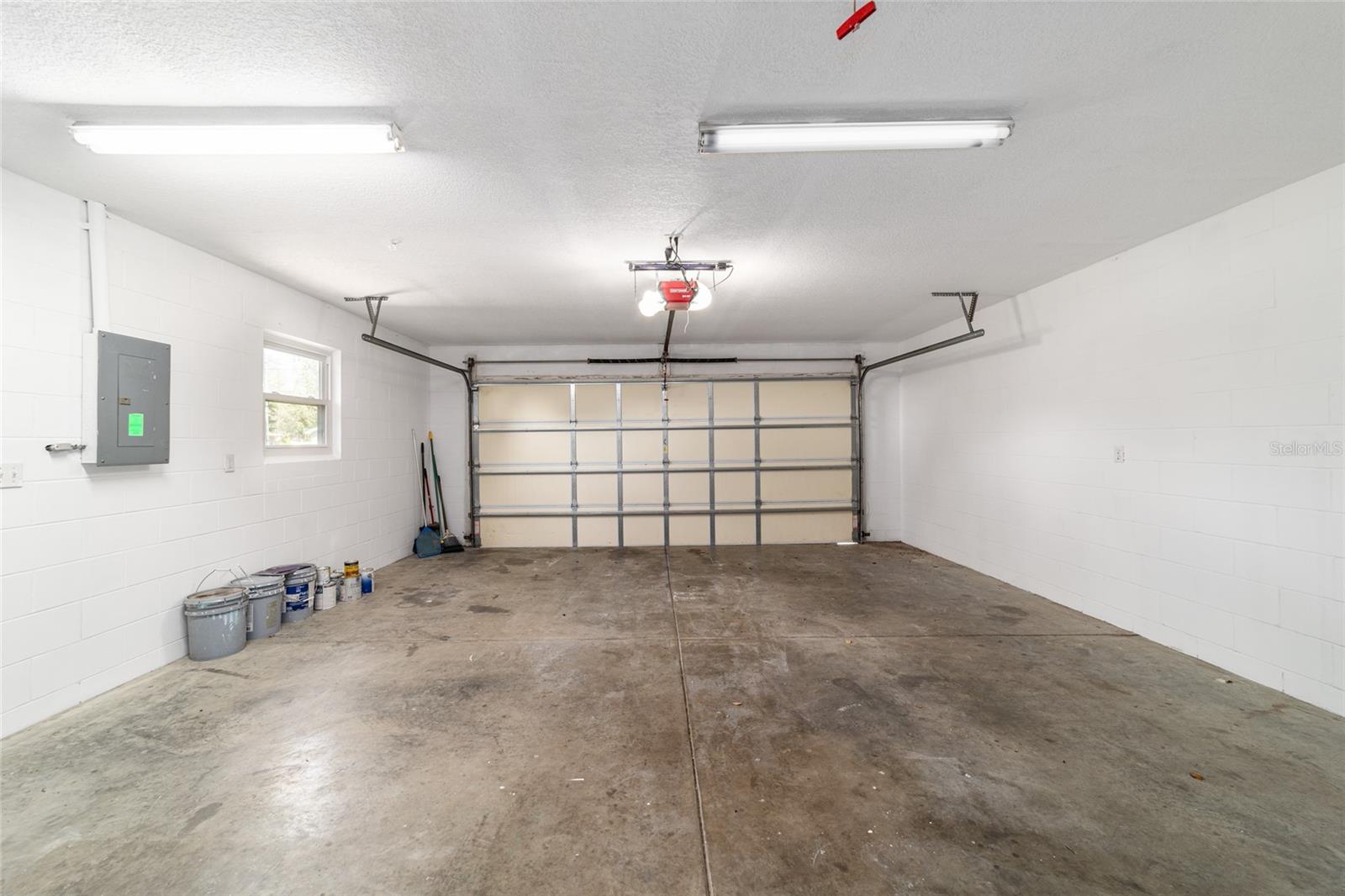 Image 43 of 70 For 5916 111th Place Road