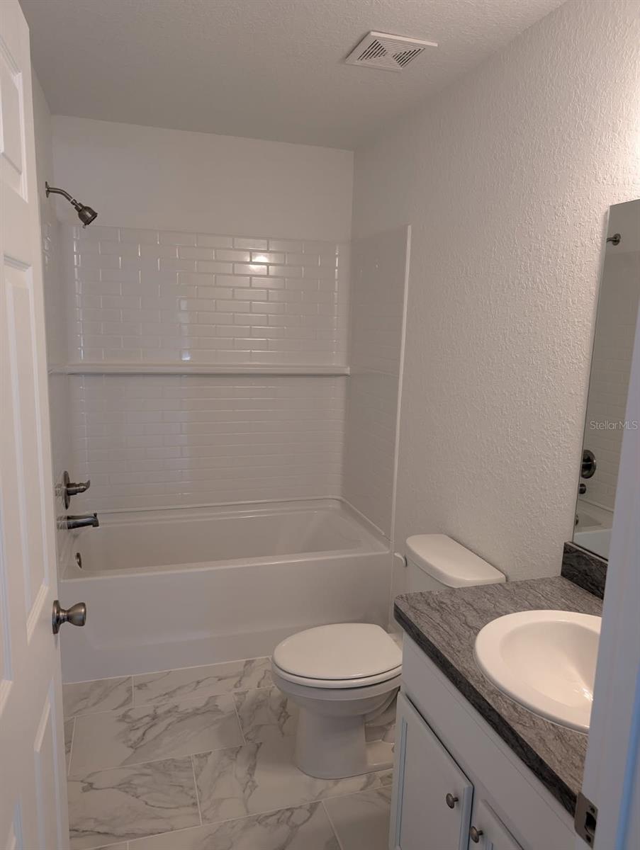 Image 5 of 7 For 10851 136th Avenue