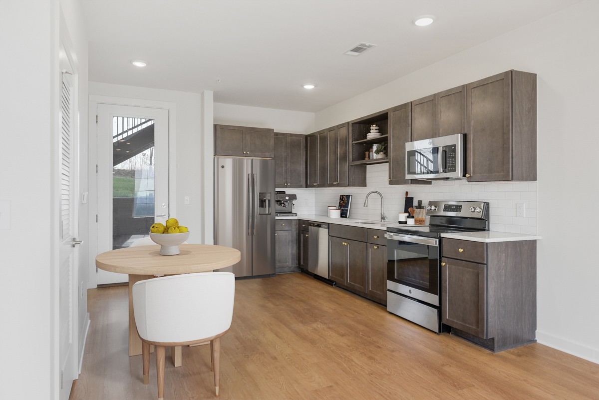 Image 4 of 30 For 251 59th Avenue