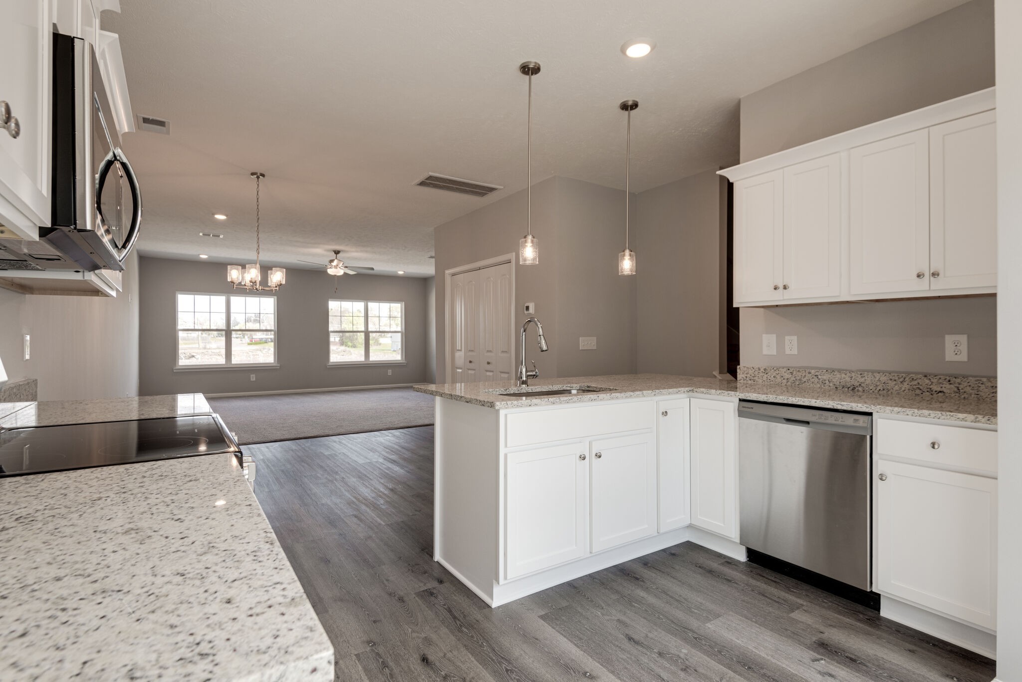 Listing photo id 13 for 397 Homeway Loop