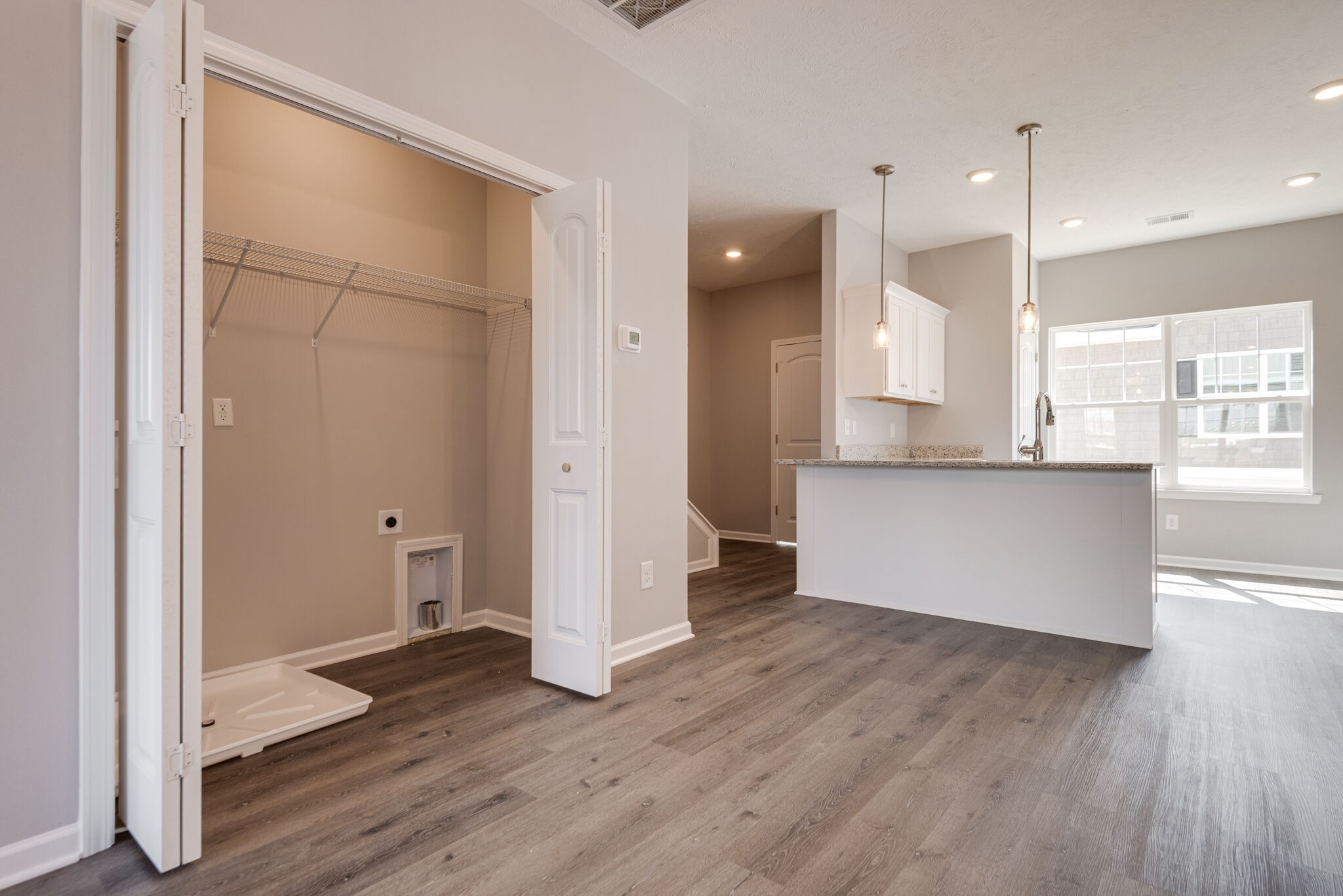 Listing photo id 16 for 397 Homeway Loop