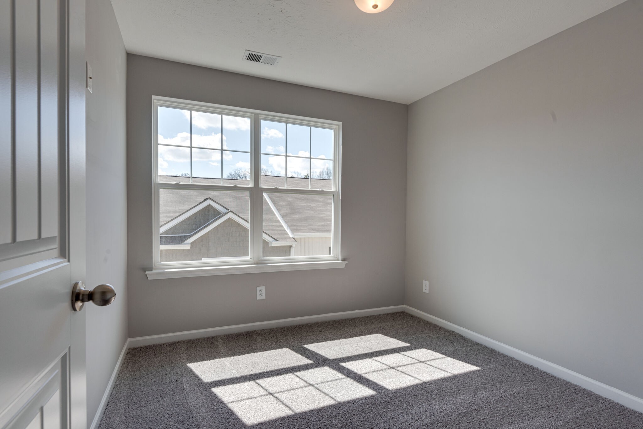 Listing photo id 18 for 397 Homeway Loop