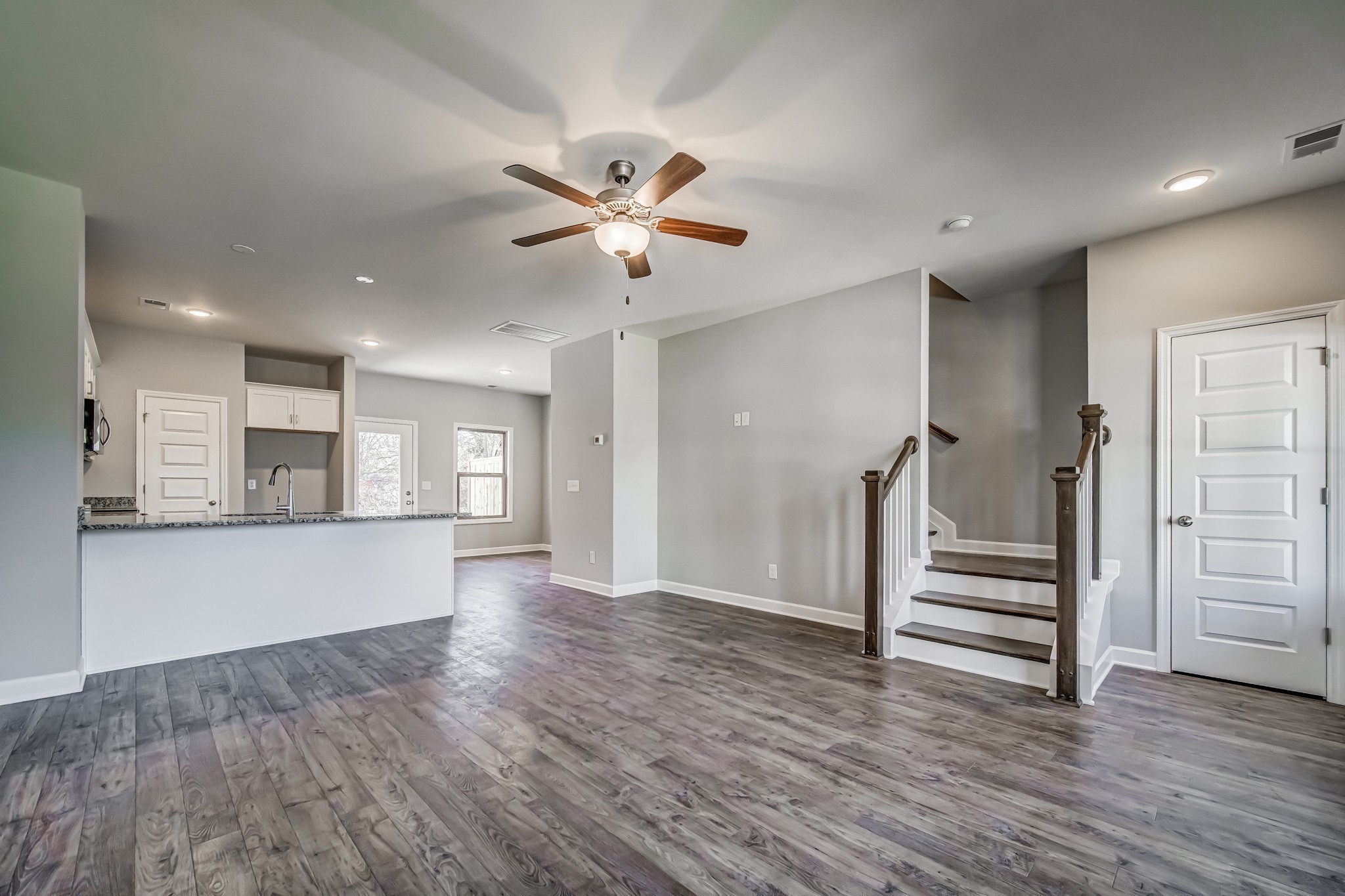 Image 5 of 22 For 13269 112th Street