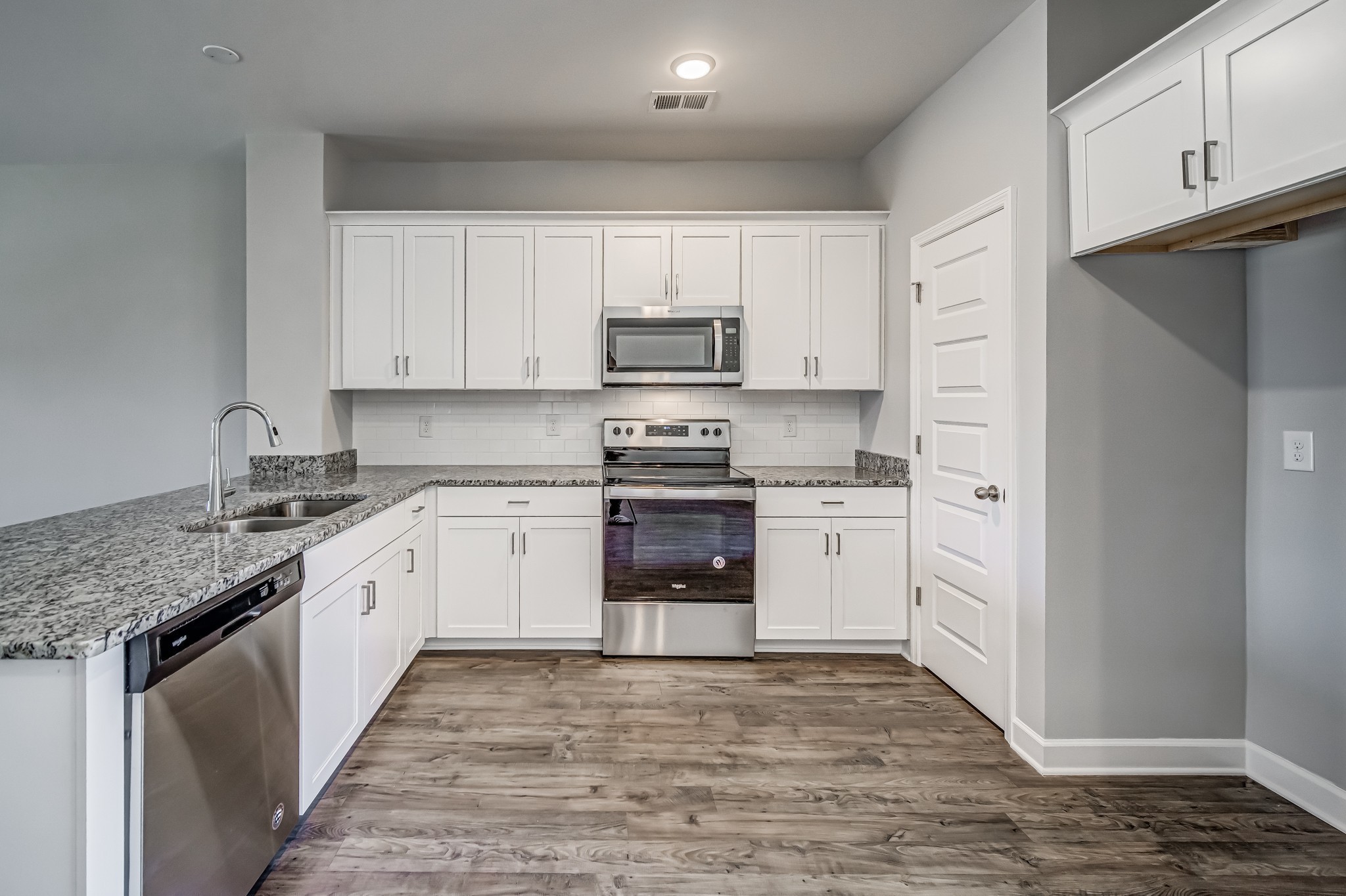 Image 7 of 22 For 13269 112th Street