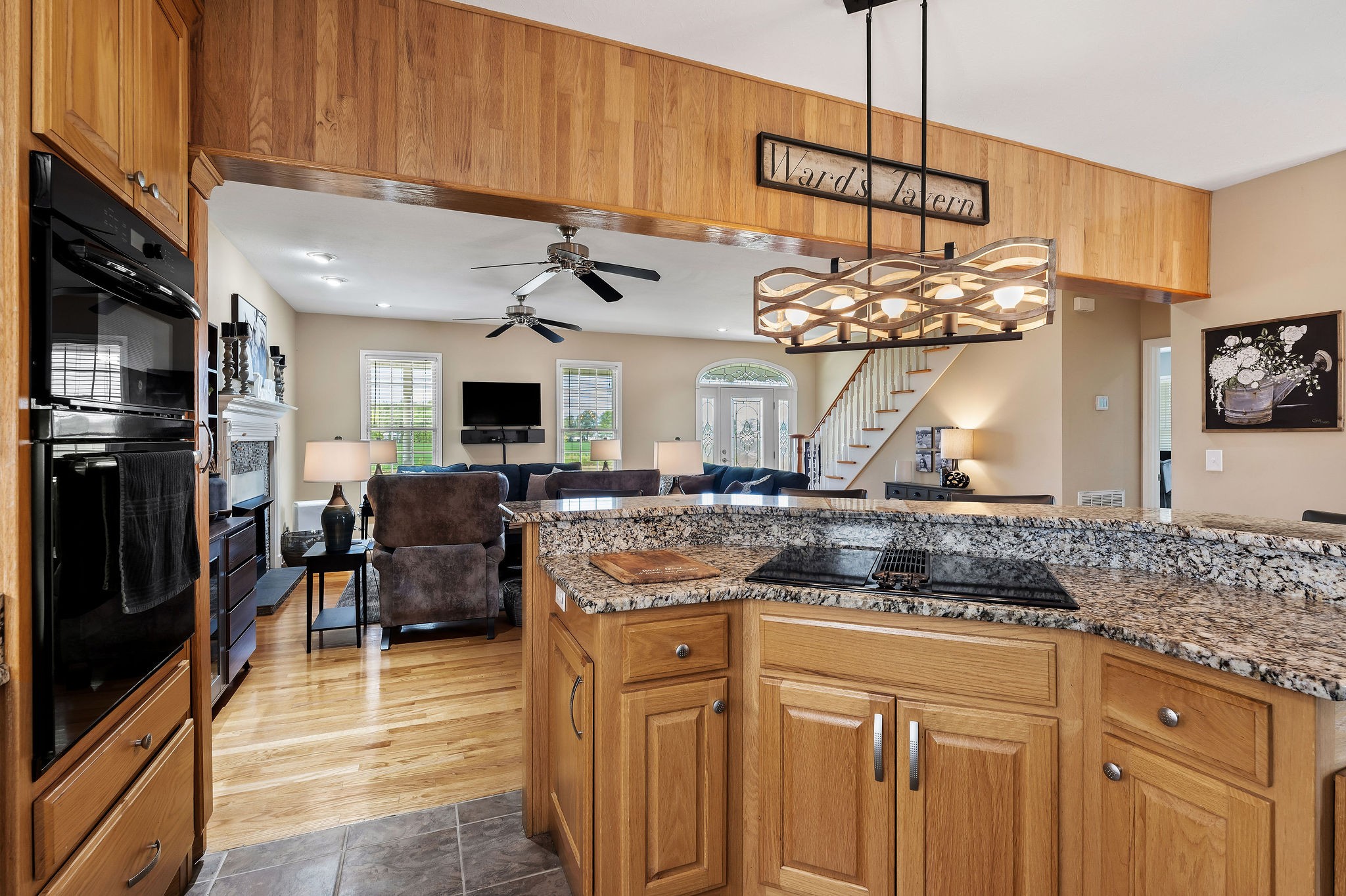 Image 16 of 42 For 9053 103rd Avenue