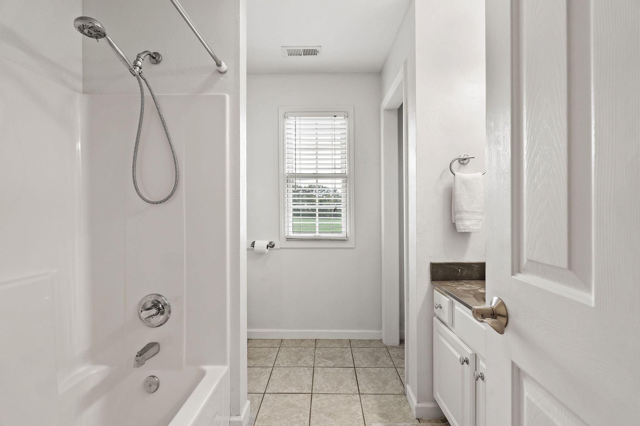 Image 36 of 42 For 9053 103rd Avenue