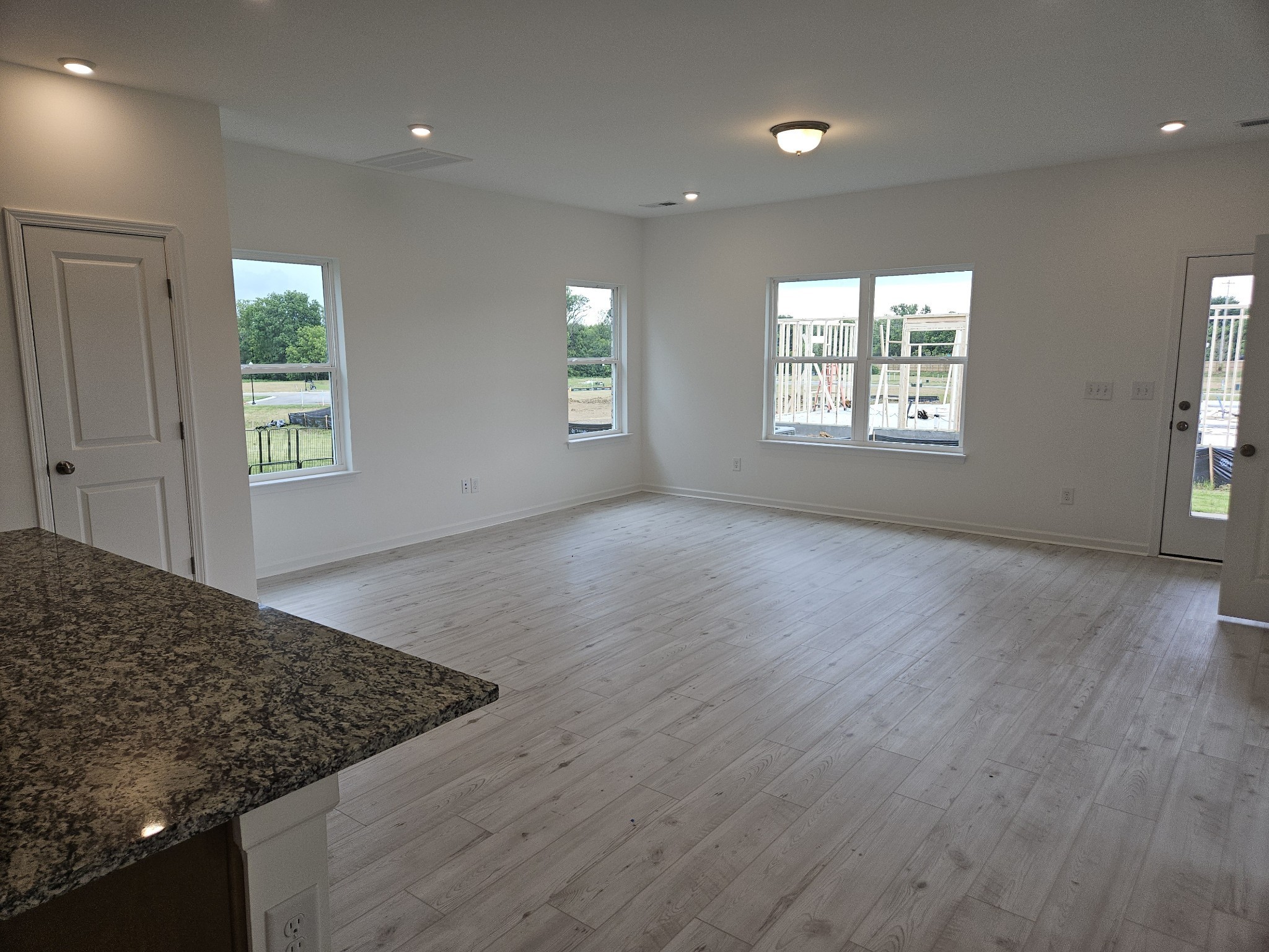 Image 10 of 49 For 4480 110th Avenue