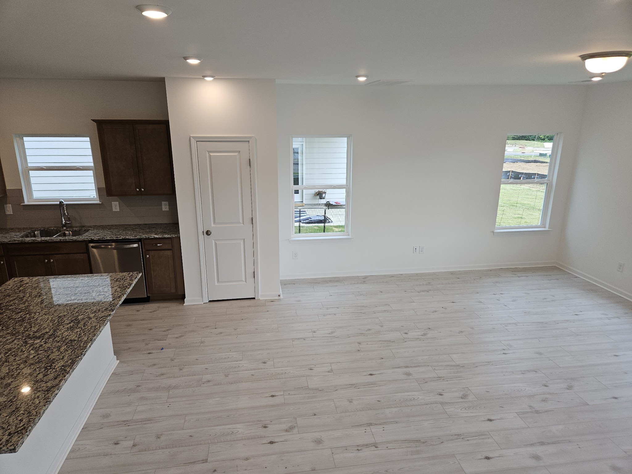 Image 14 of 49 For 4480 110th Avenue