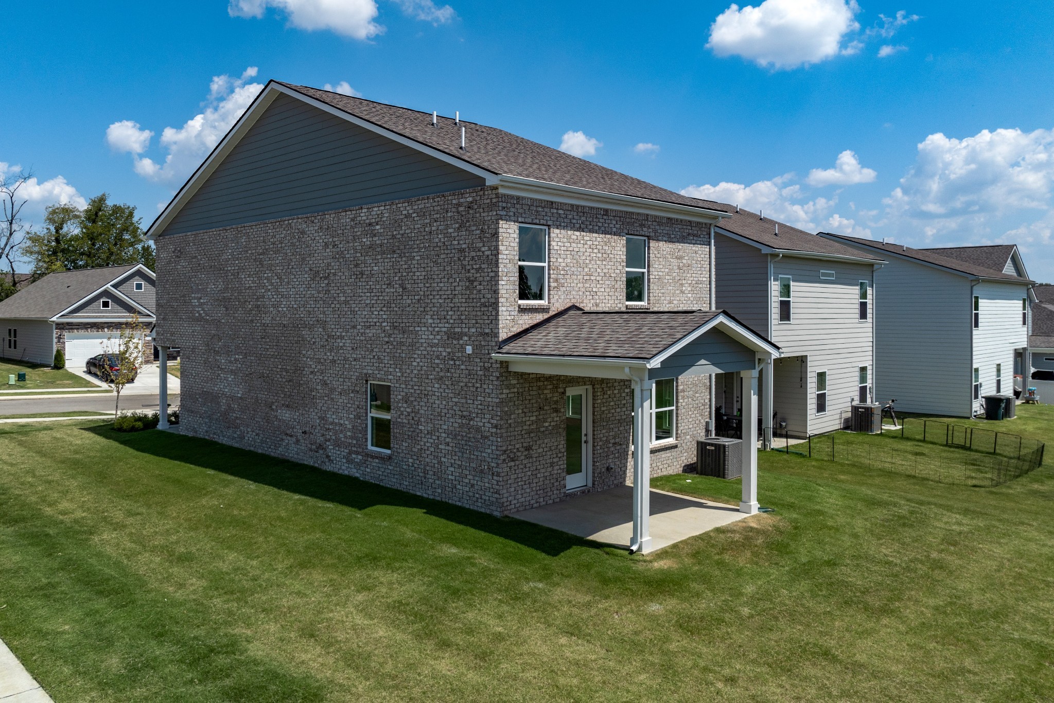 Image 4 of 49 For 4480 110th Avenue