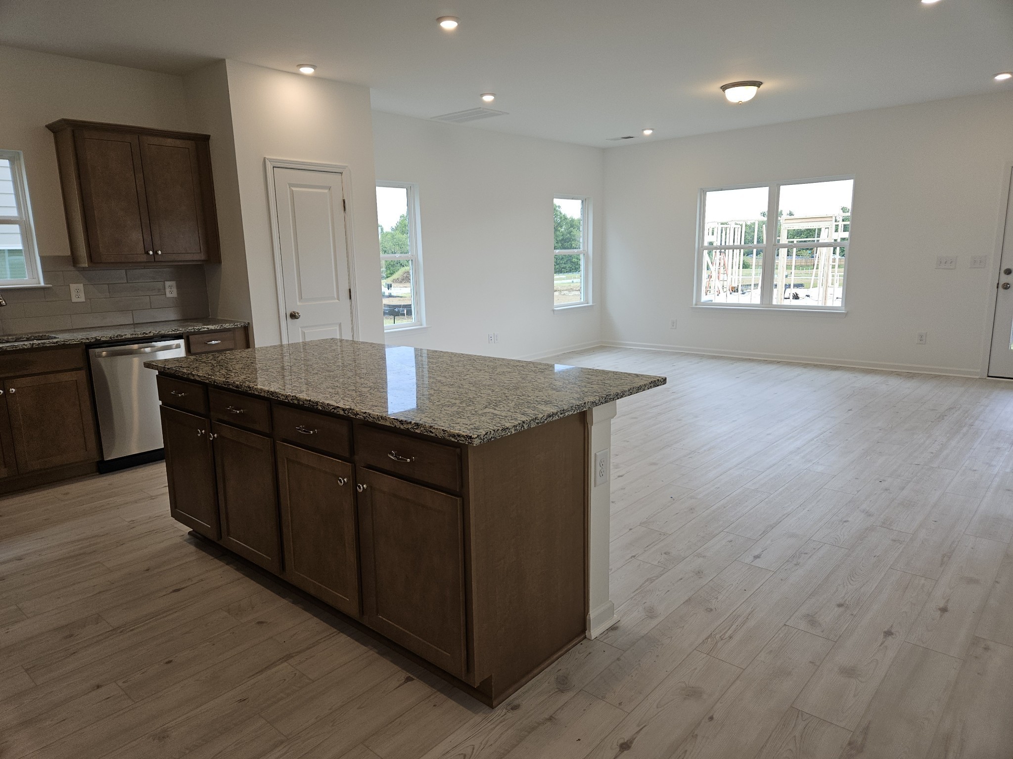 Image 8 of 49 For 4480 110th Avenue