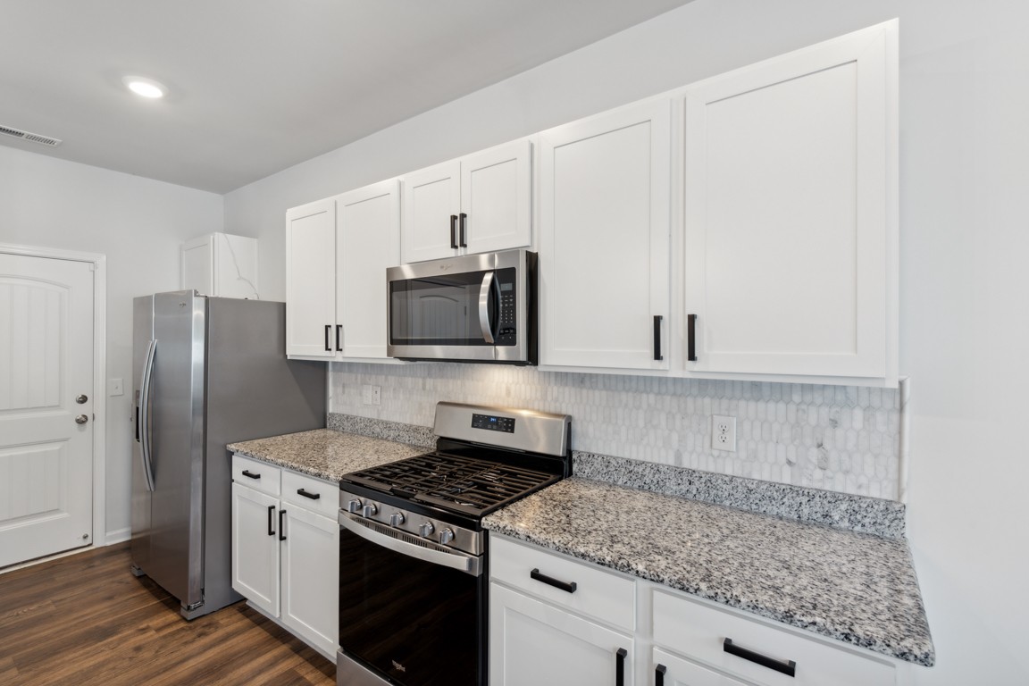 Image 13 of 51 For 9171 118th Loop