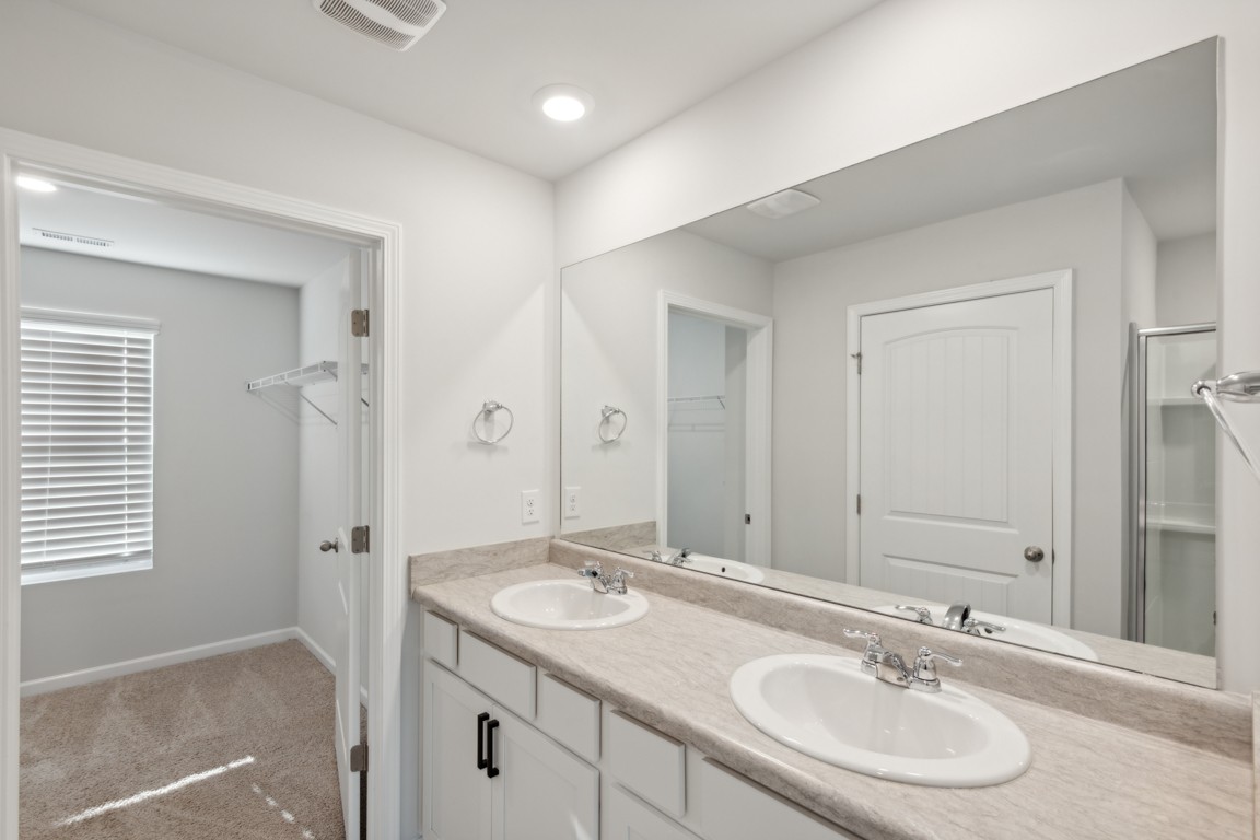Image 20 of 51 For 9171 118th Loop