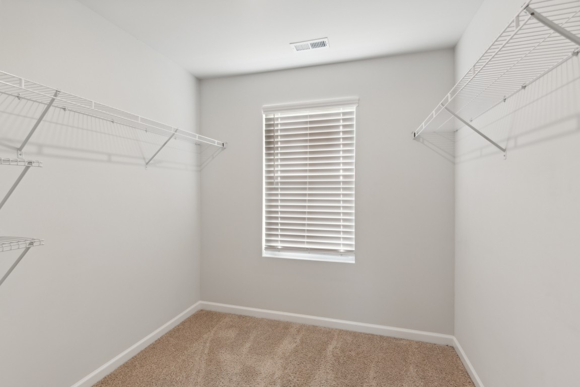 Image 22 of 51 For 9171 118th Loop