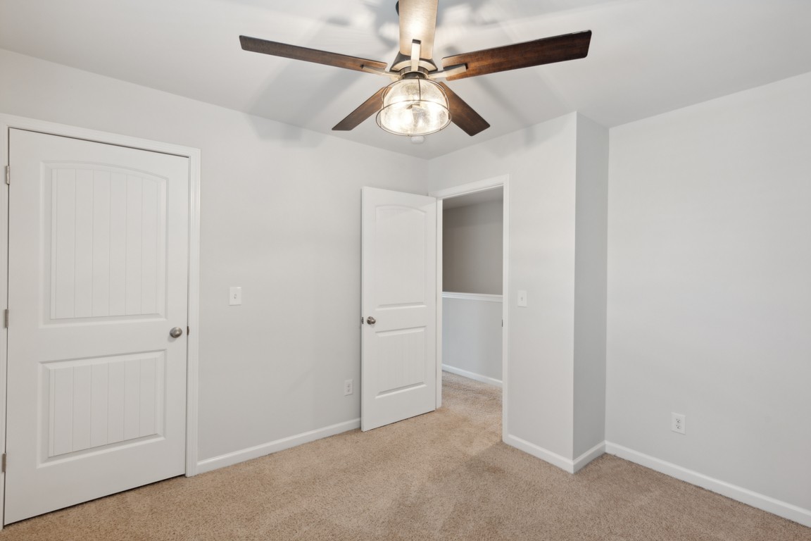 Image 24 of 51 For 9171 118th Loop