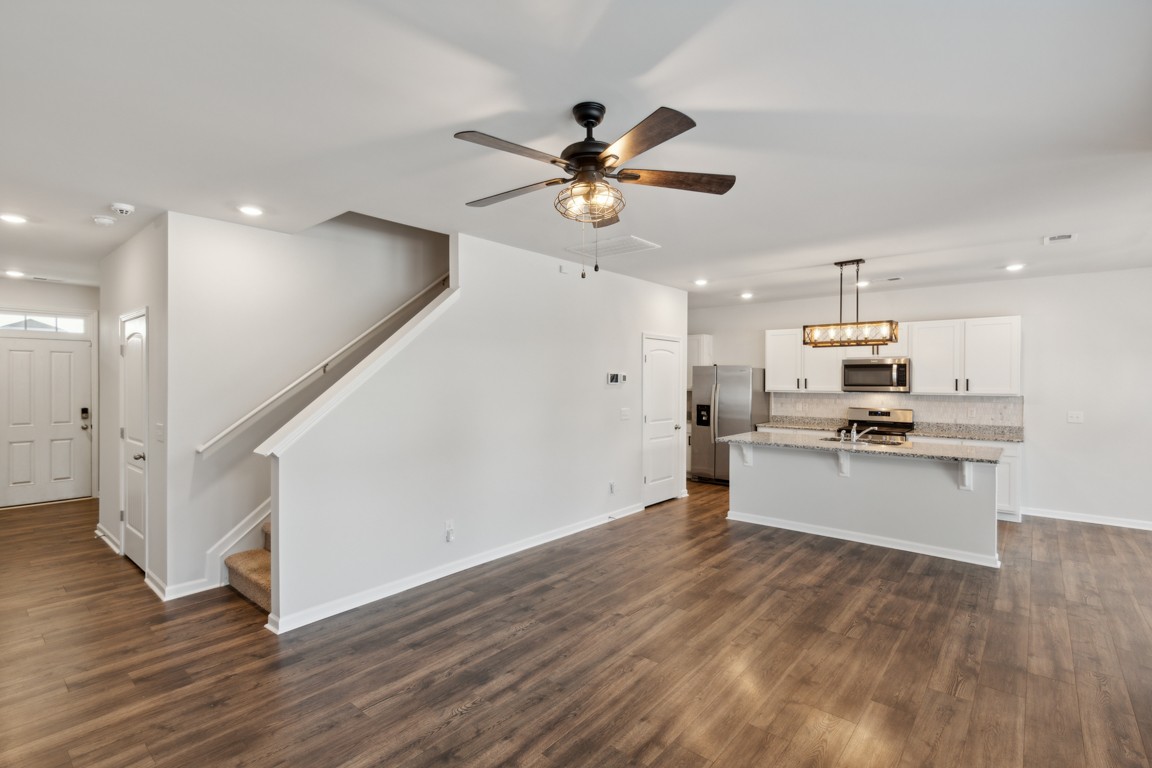 Image 8 of 51 For 9171 118th Loop