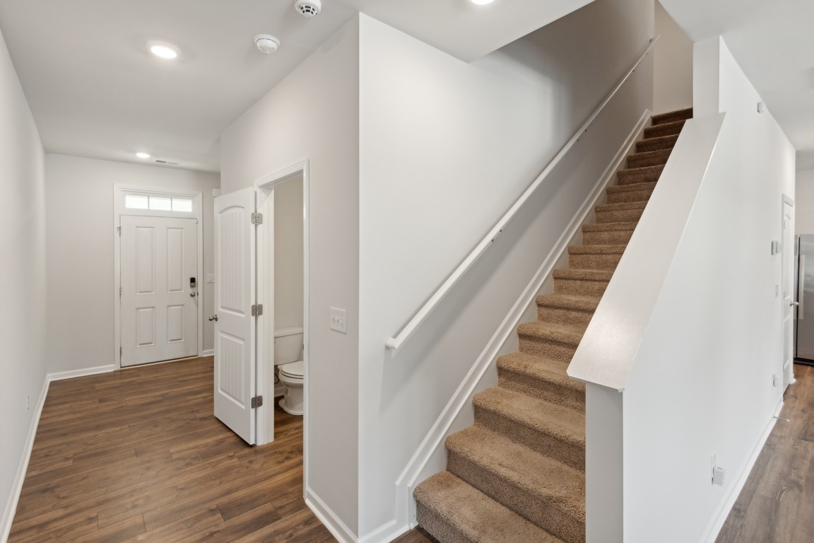Image 9 of 51 For 9171 118th Loop