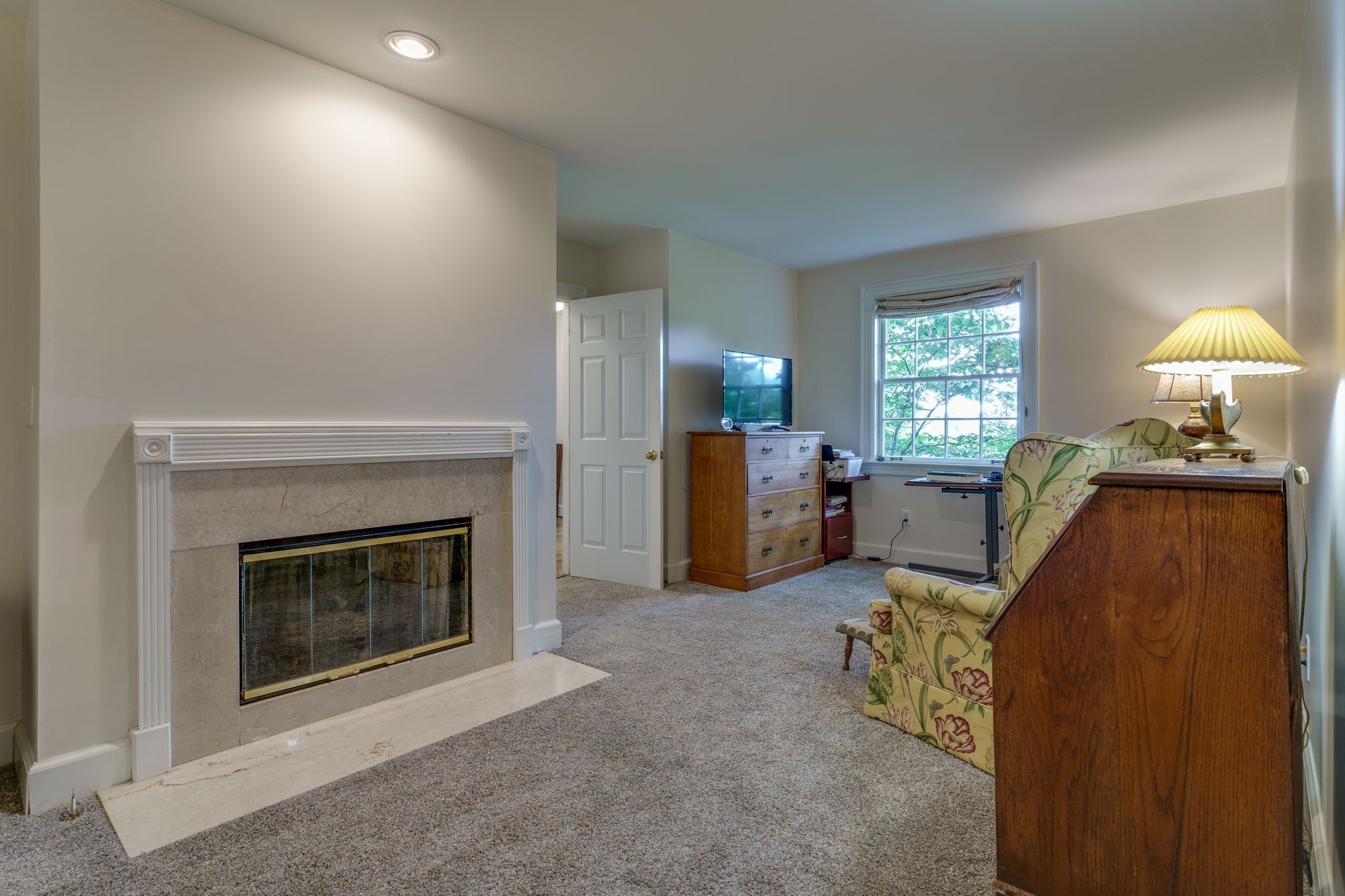 Image 17 of 38 For 6046 93rd Circle