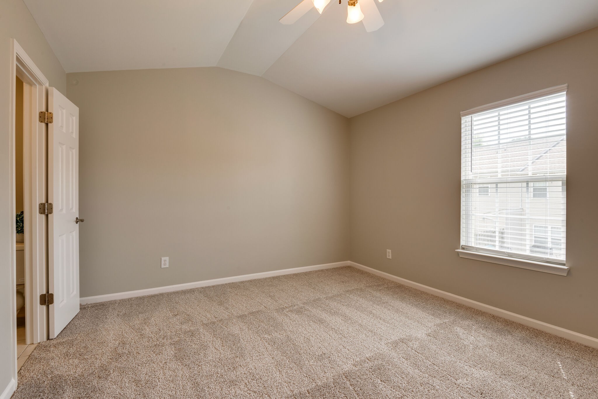 Image 21 of 61 For 5704 117th Lane Road