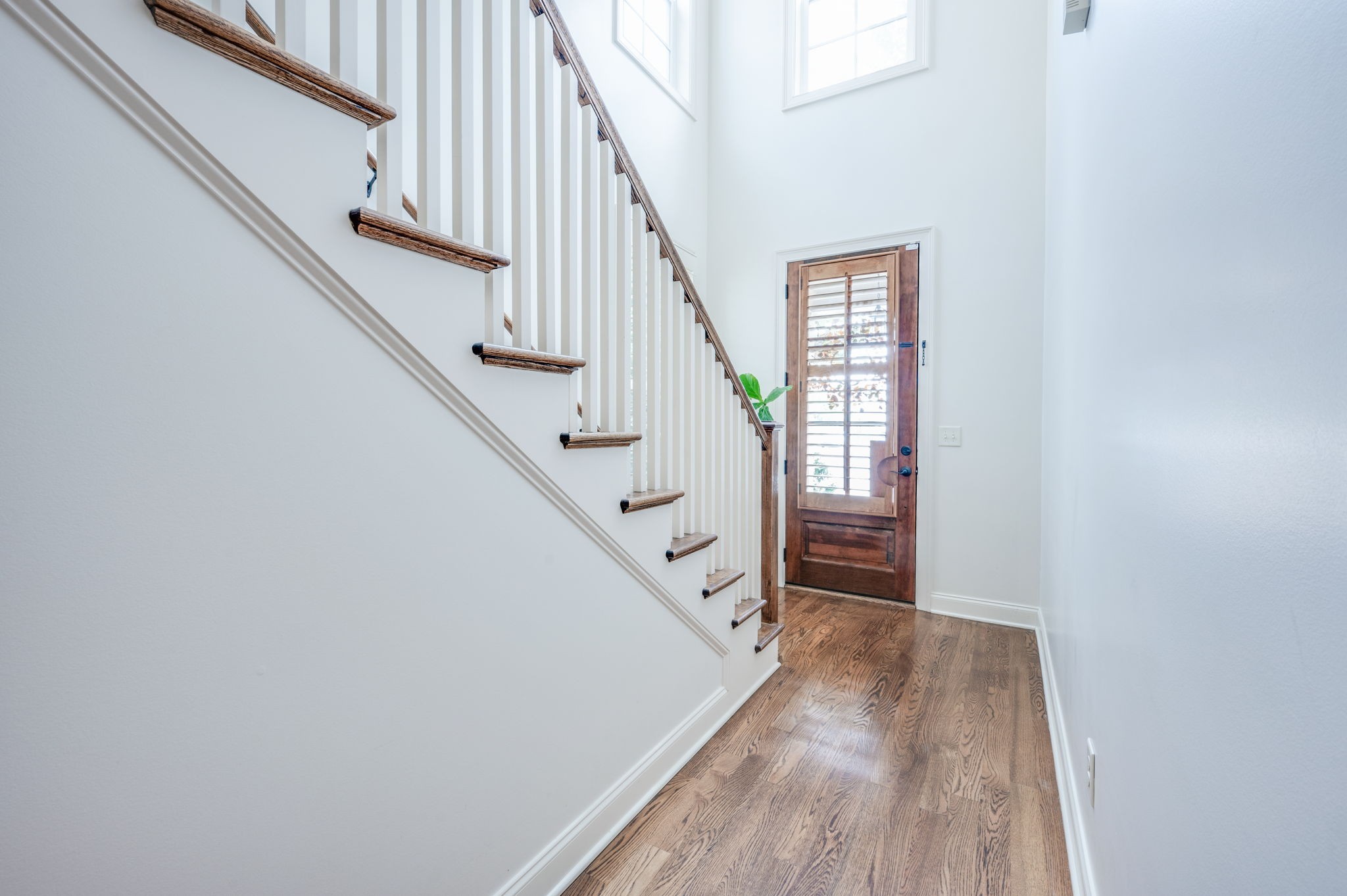 Image 12 of 24 For 5024 109th Street