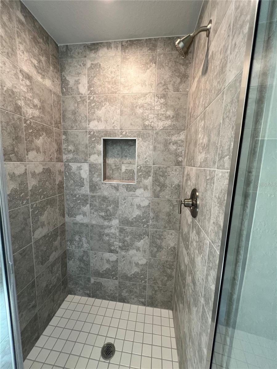 Image 7 of 17 For 8808 155th Place