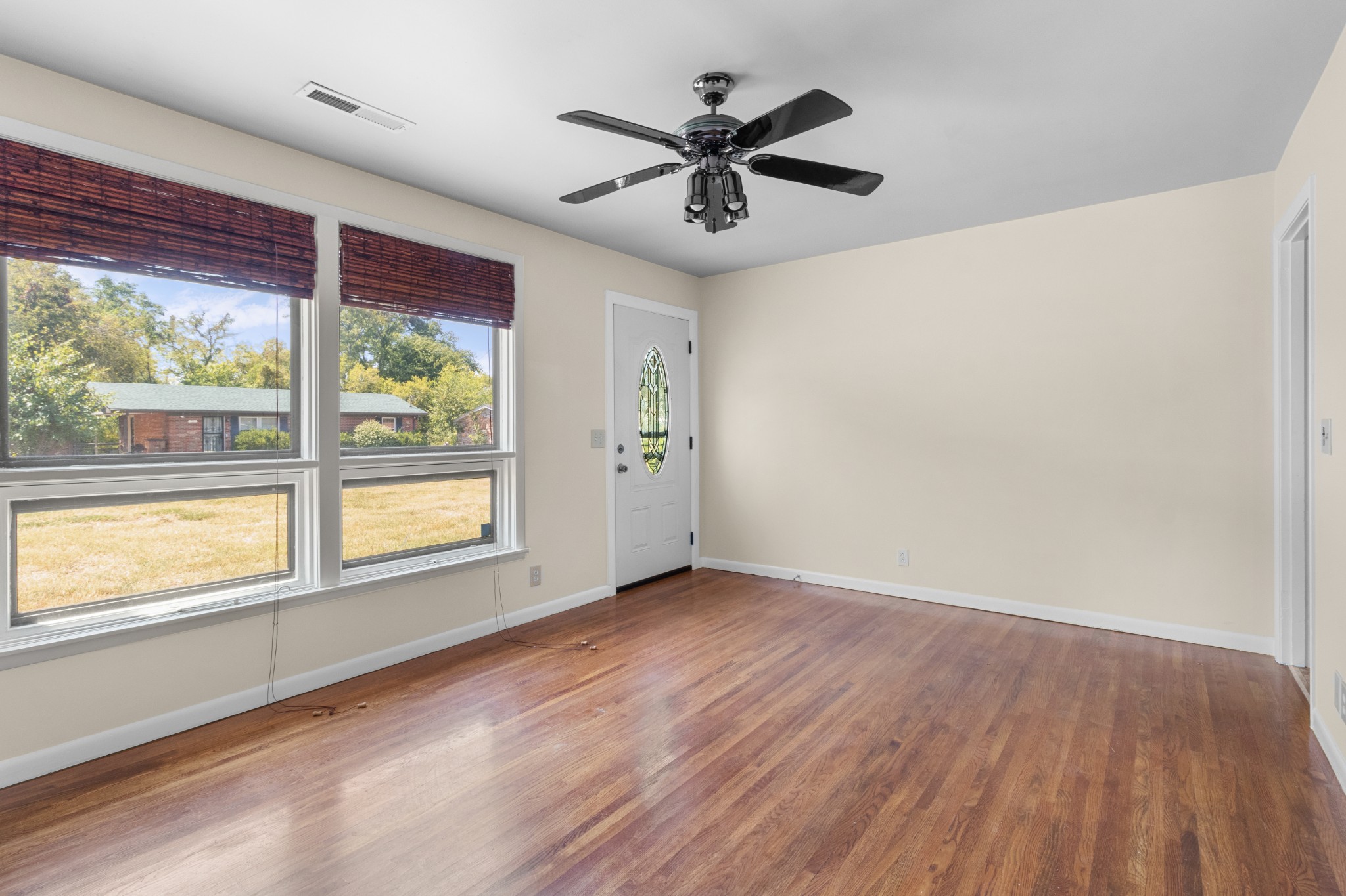Image 5 of 30 For 8741 108th Place