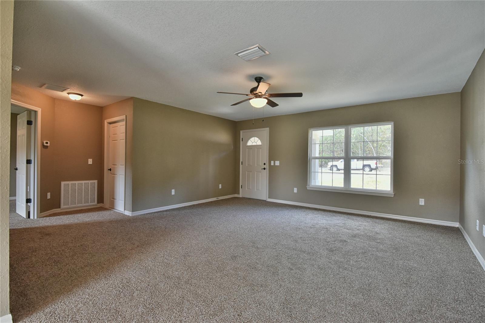 Image 7 of 13 For 4461 Kerria Court