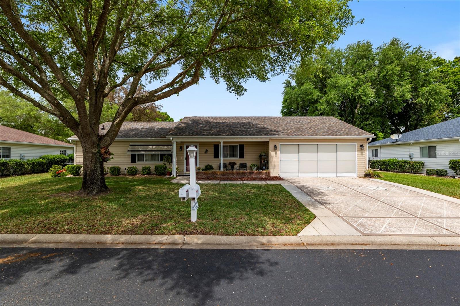 Image 4 of 54 For 11263 138 Lane
