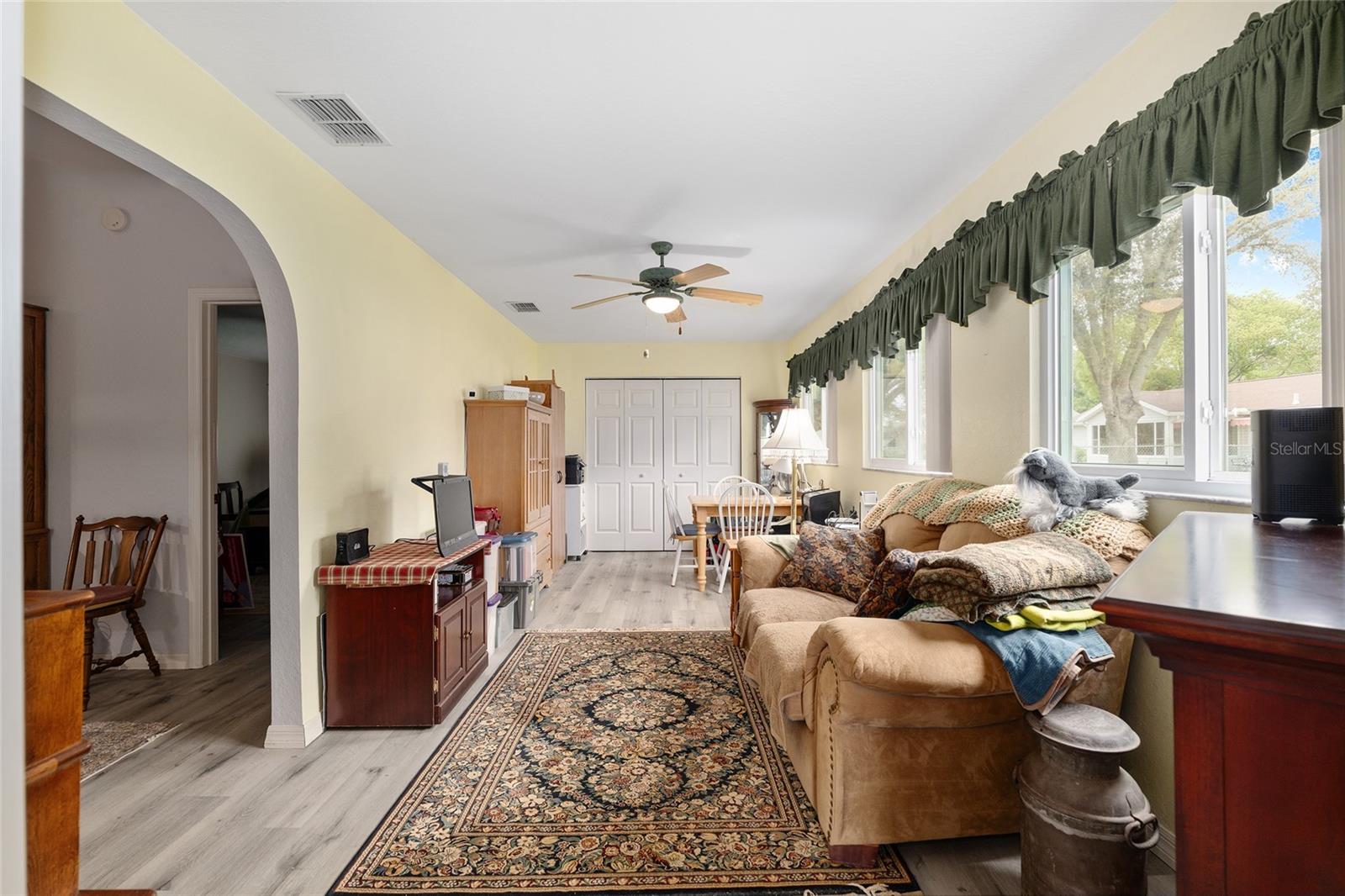 Image 41 of 54 For 11263 138 Lane