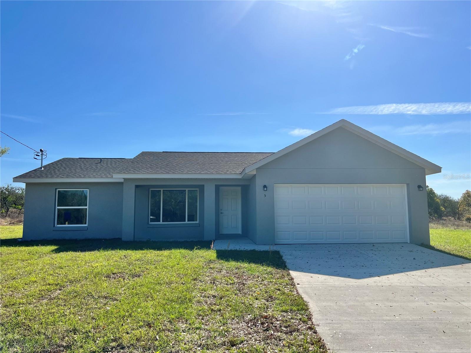 Details for 5 Malauka Radial Track, OCKLAWAHA, FL 32179
