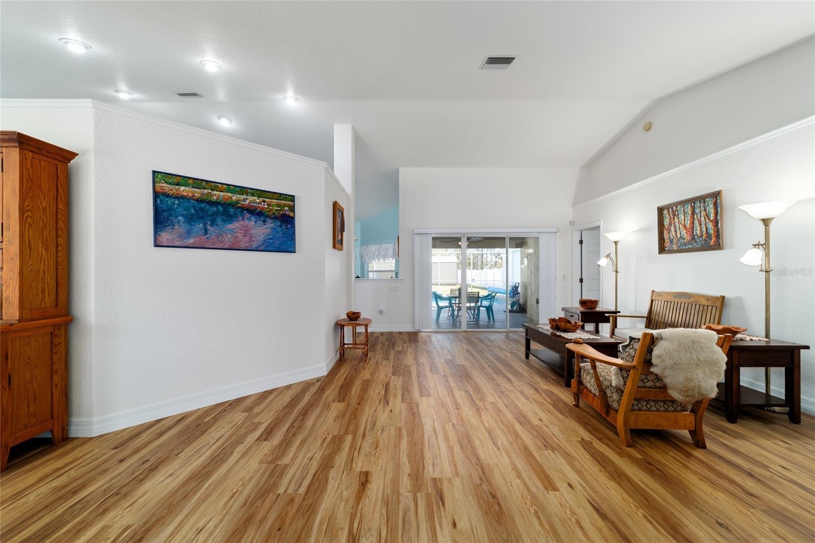 Image 15 of 77 For 13361 88th Terrace