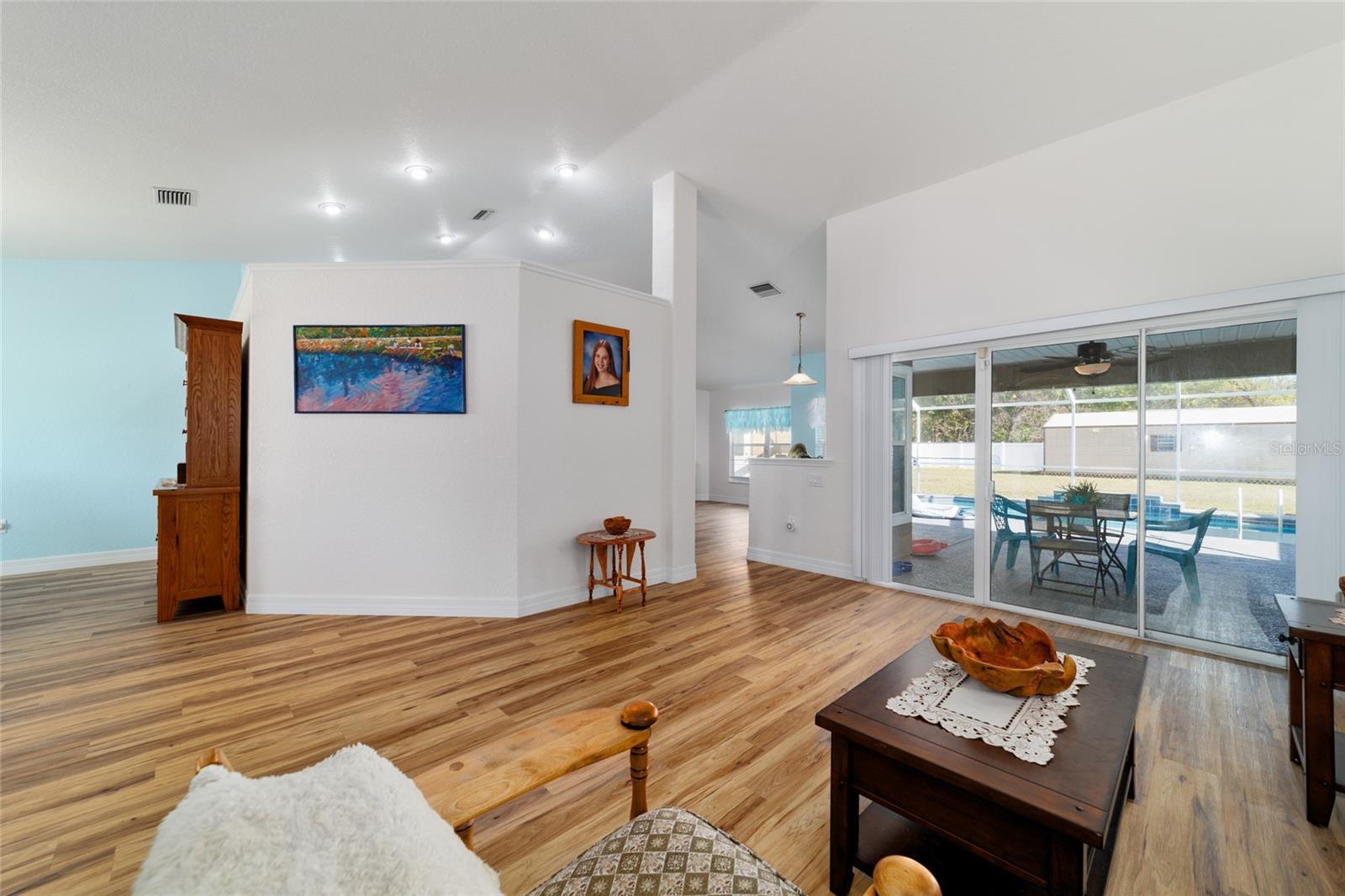 Image 17 of 77 For 13361 88th Terrace