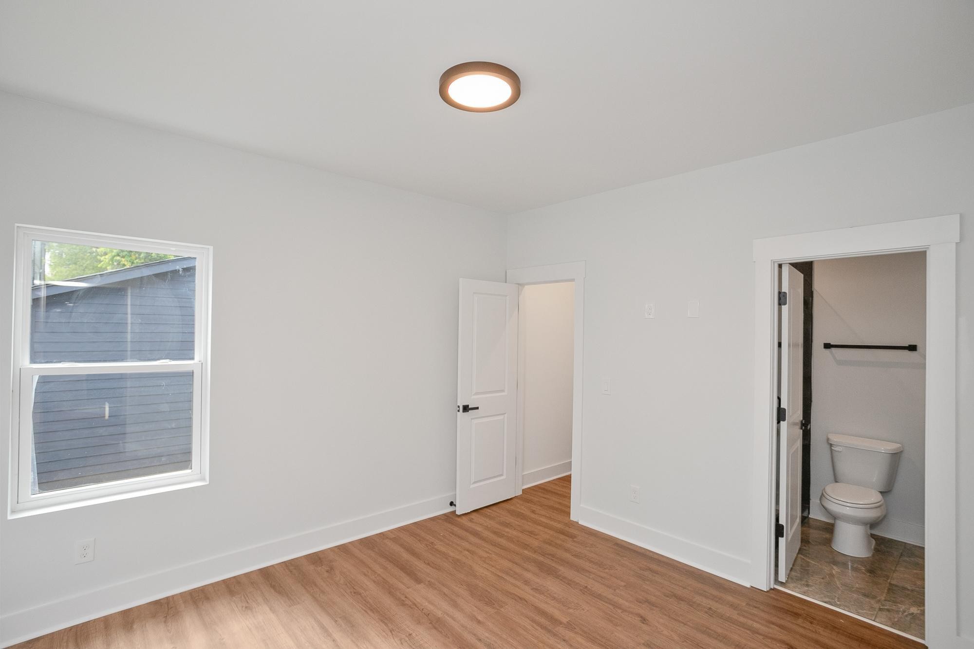 Image 18 of 20 For 119 Walt Lane