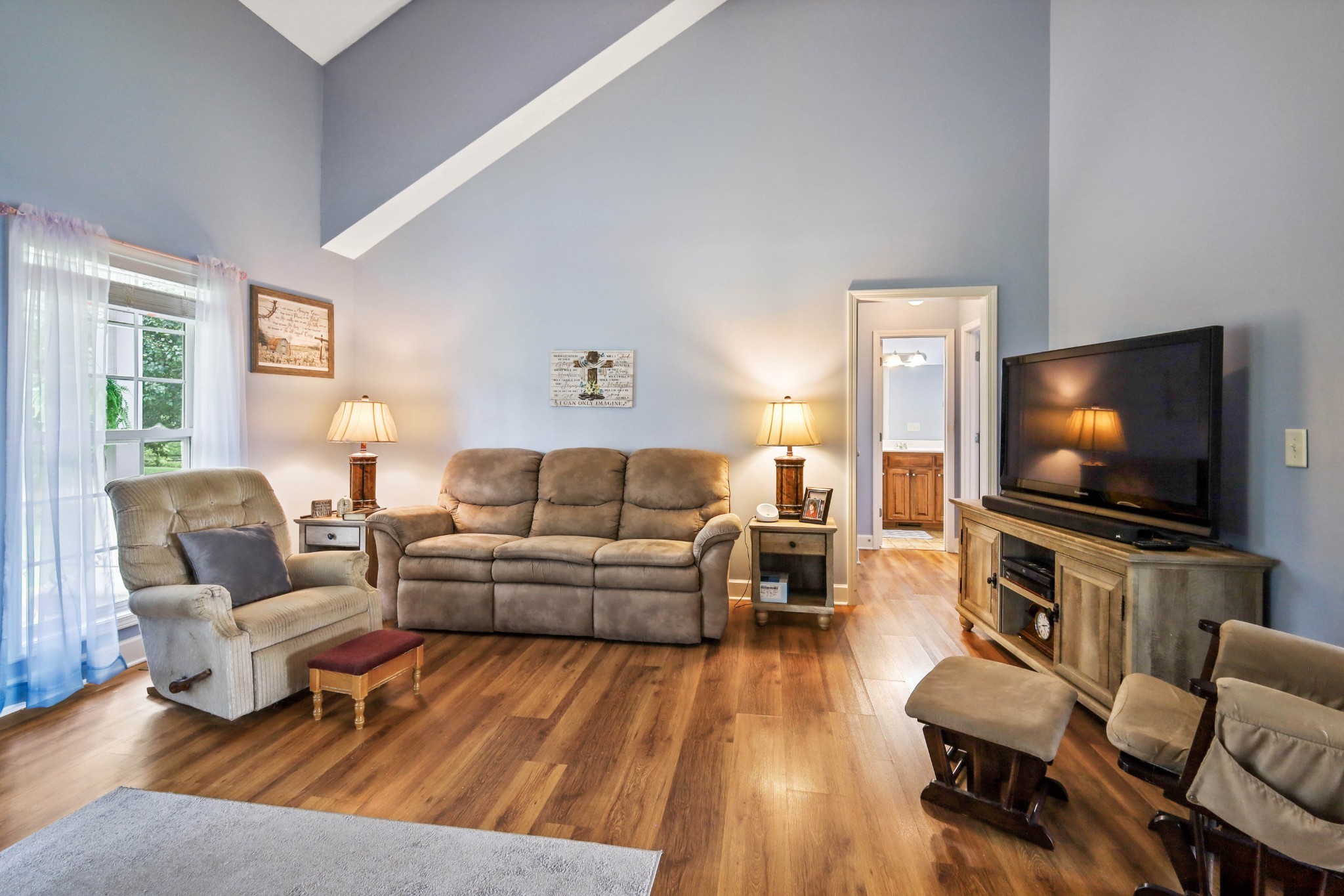 Image 10 of 32 For 13599 42nd Avenue