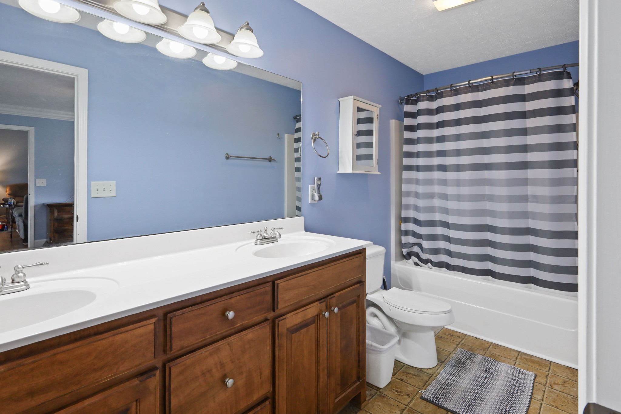 Image 16 of 32 For 13599 42nd Avenue