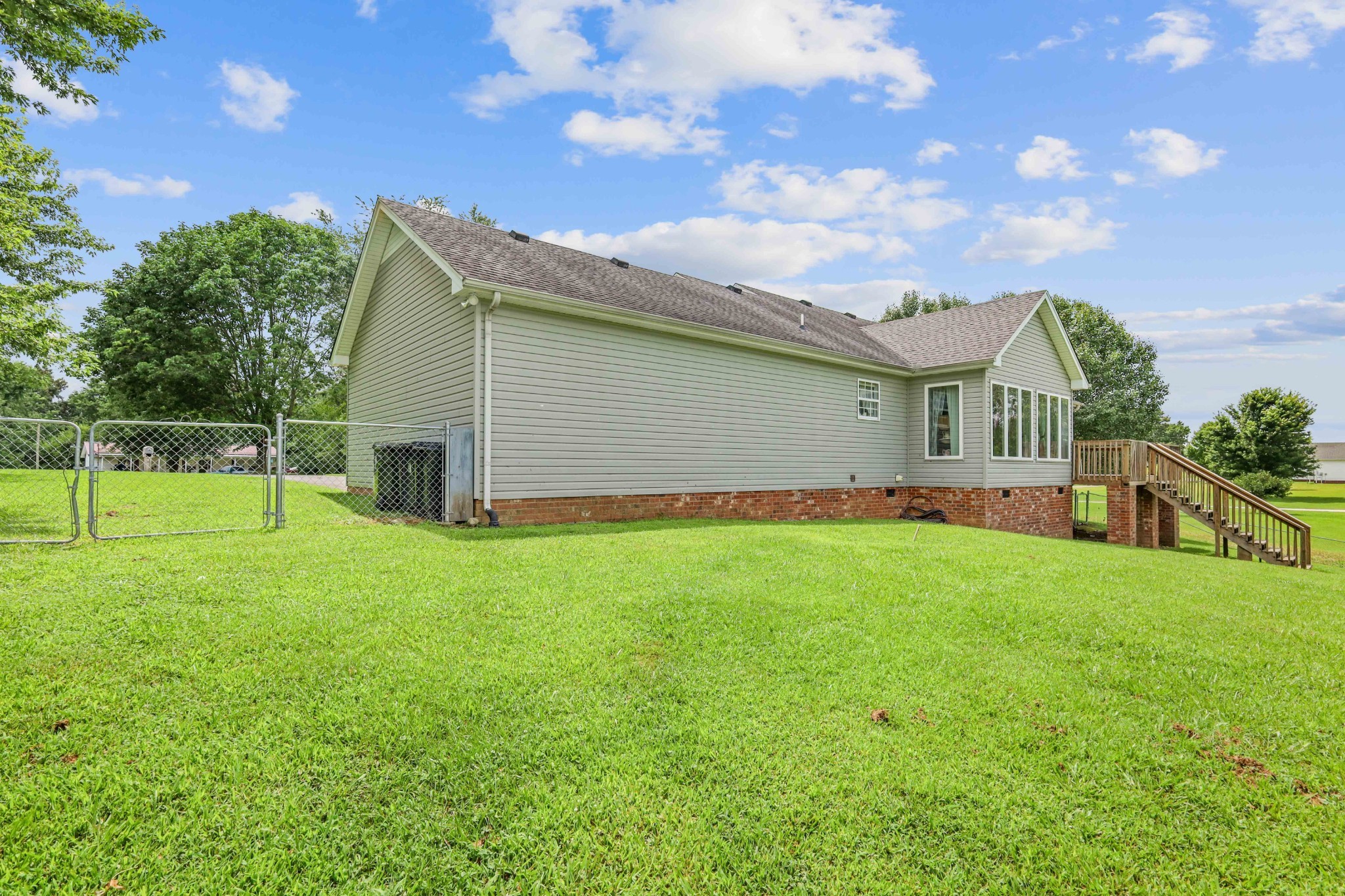 Image 30 of 32 For 13599 42nd Avenue