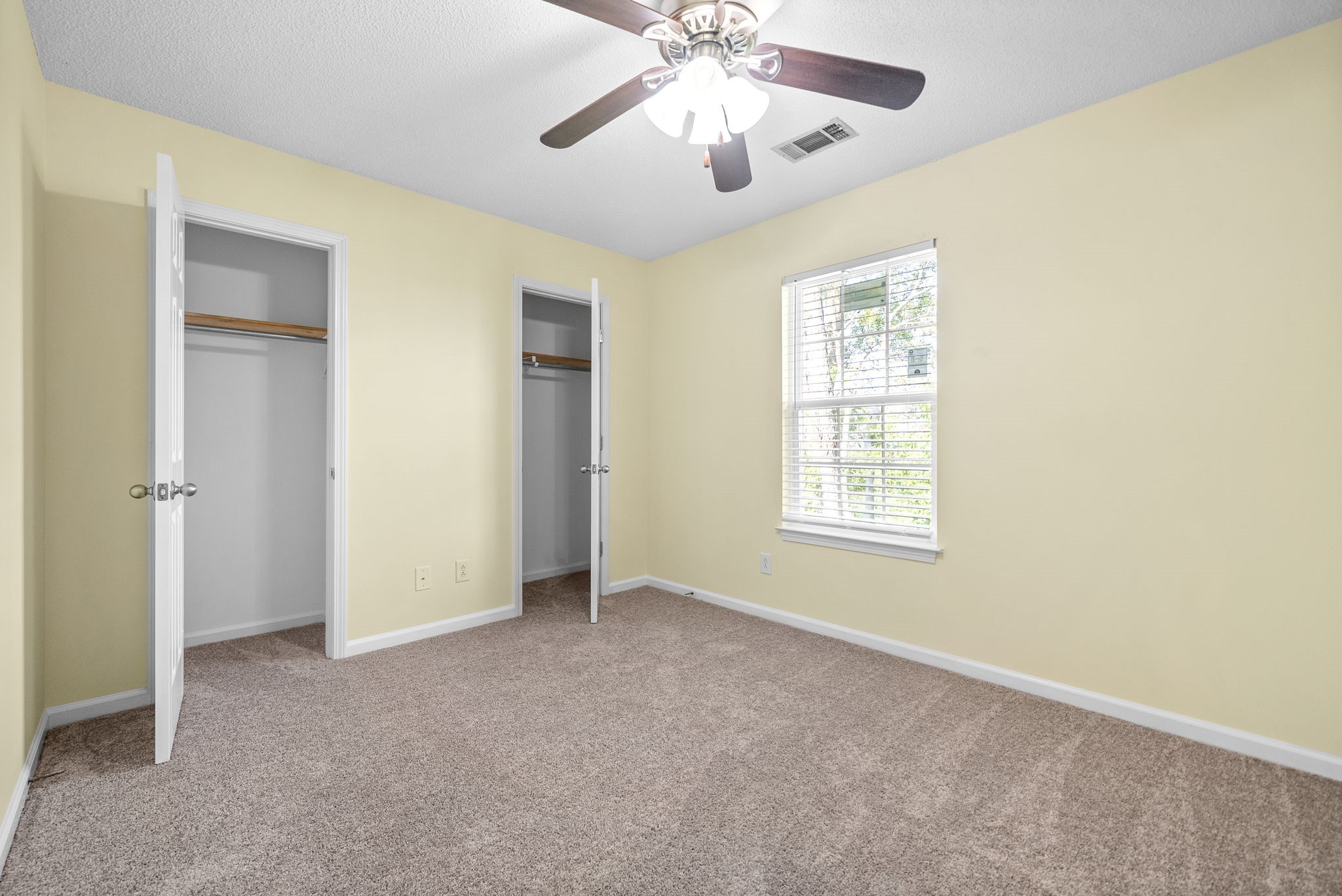 Image 16 of 45 For 8412 93rd Circle