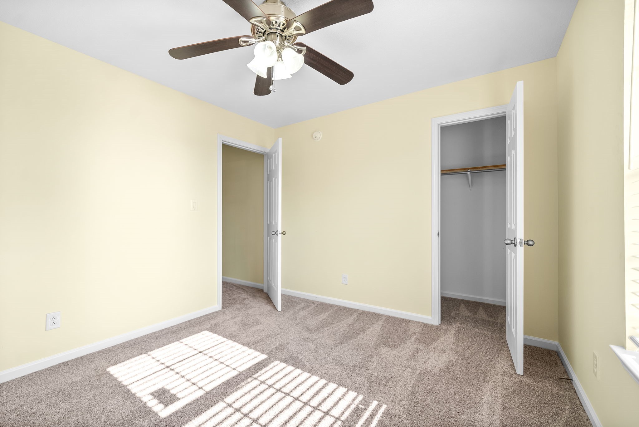 Image 20 of 45 For 8412 93rd Circle