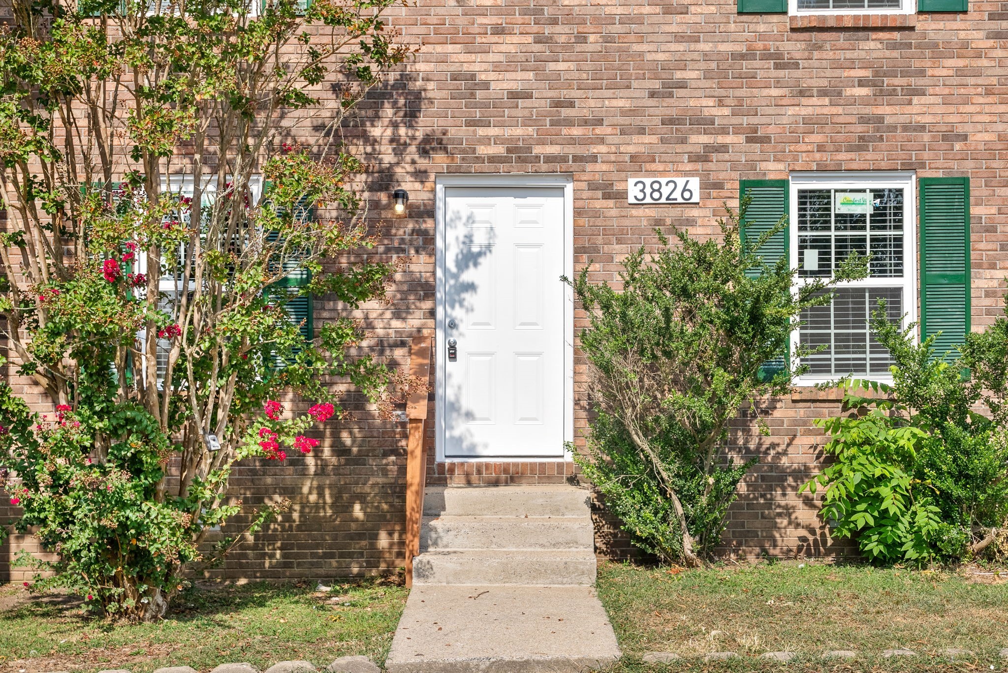 Image 3 of 45 For 8412 93rd Circle