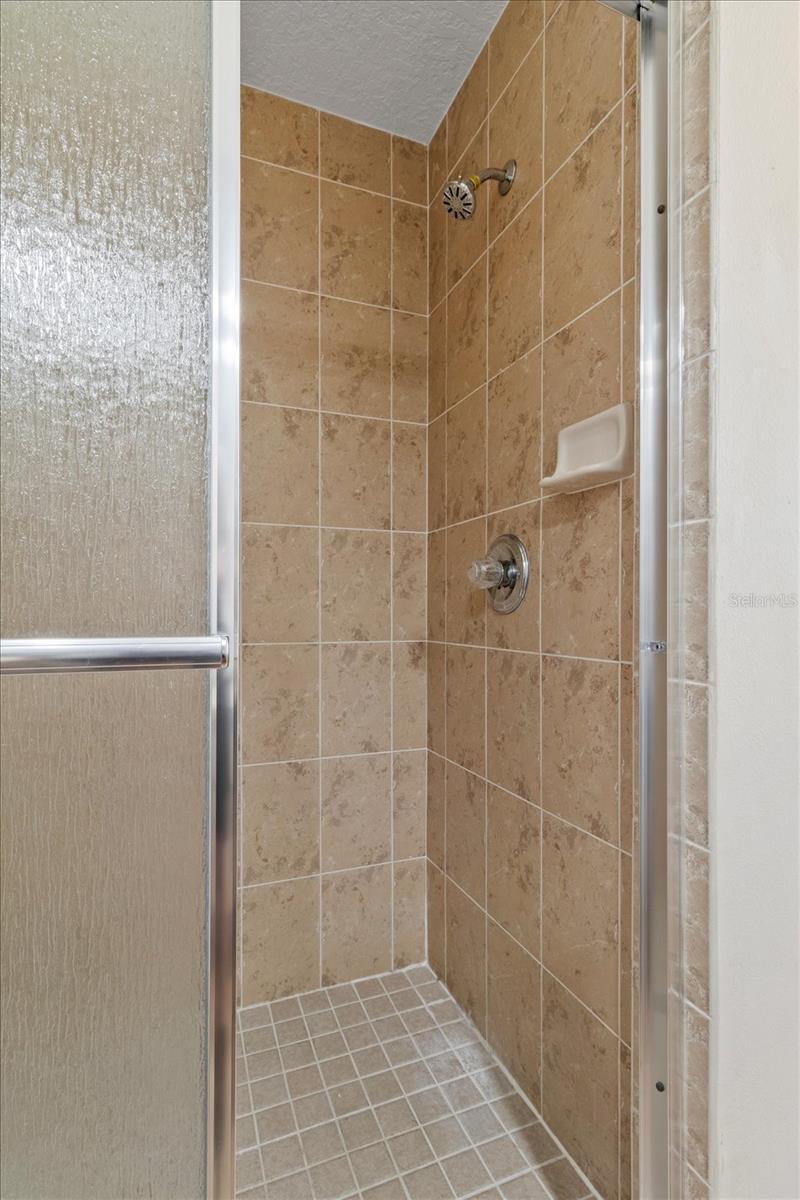 Image 25 of 36 For 802 50th Terrace