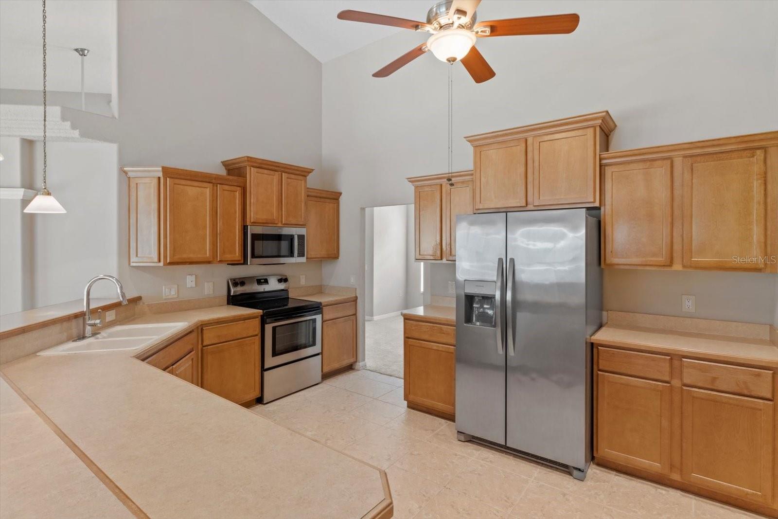 Image 7 of 36 For 802 50th Terrace
